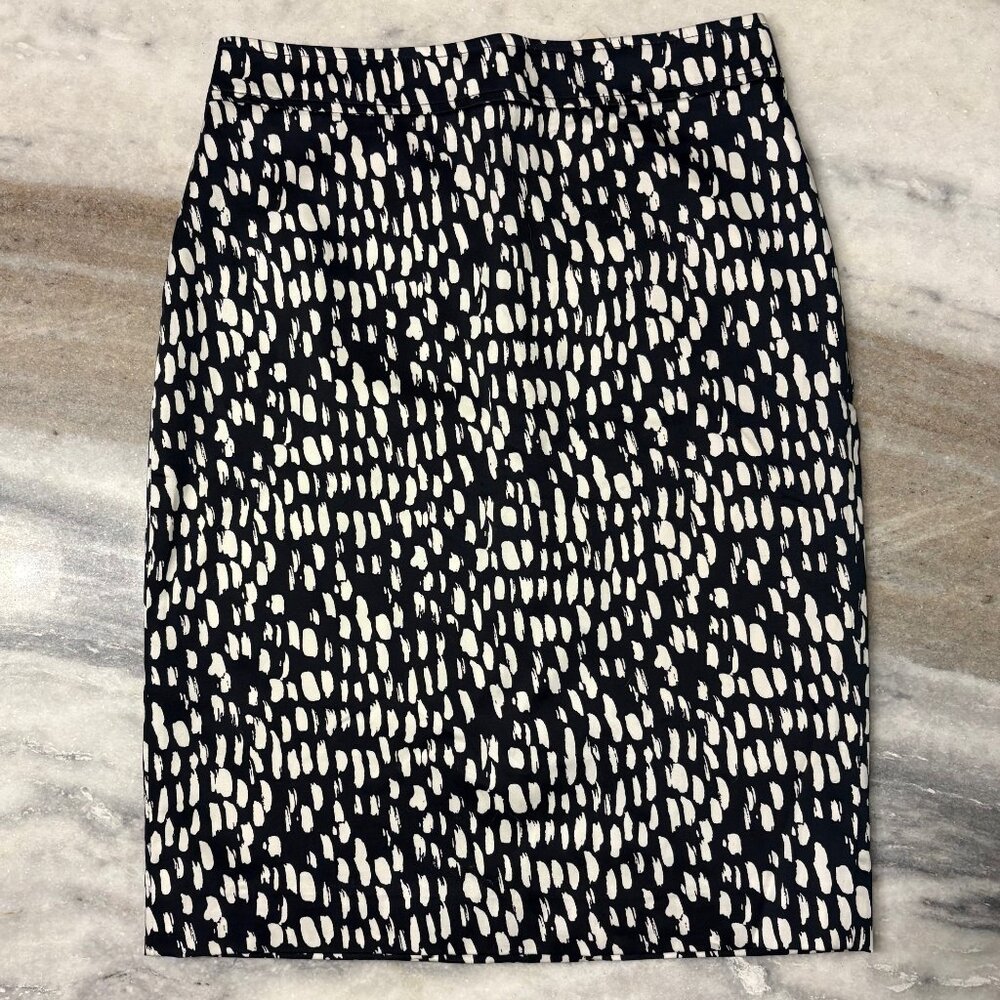 NWT Ann Taylor Fully Lined Zipper Back Straight Pencil Skirt Black White Size 6